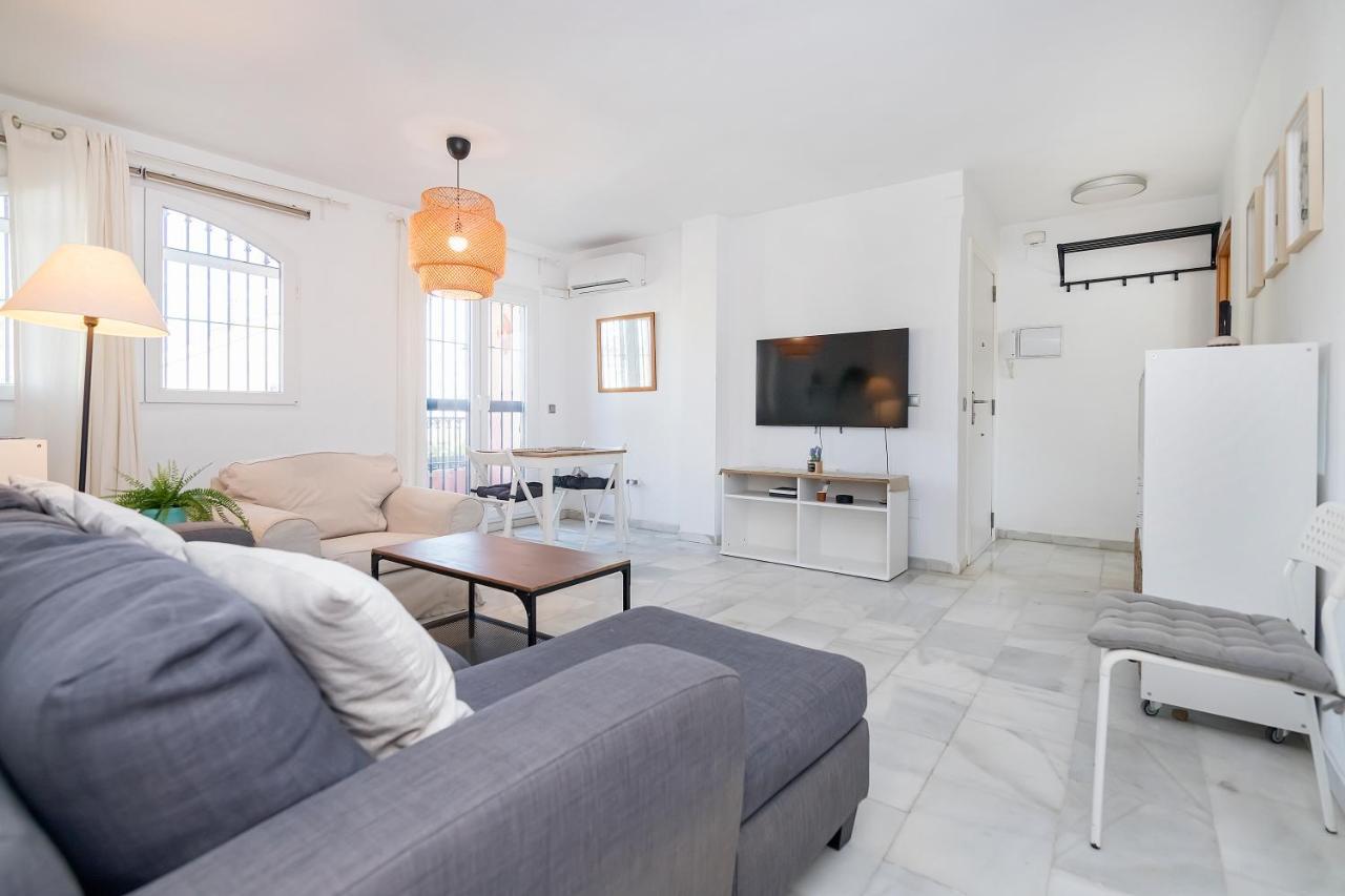 Bhost - Wilkinson Appartement Málaga Buitenkant foto
