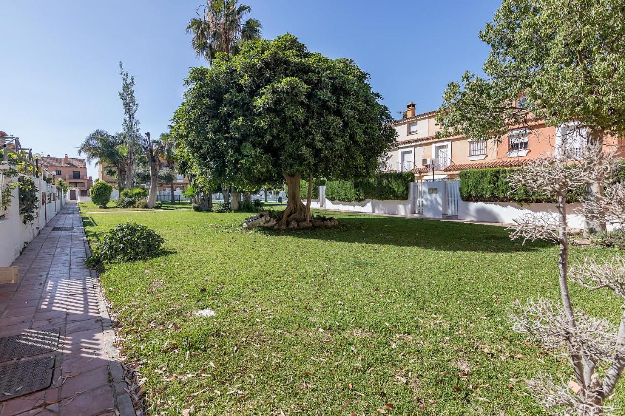 Bhost - Wilkinson Appartement Málaga Buitenkant foto